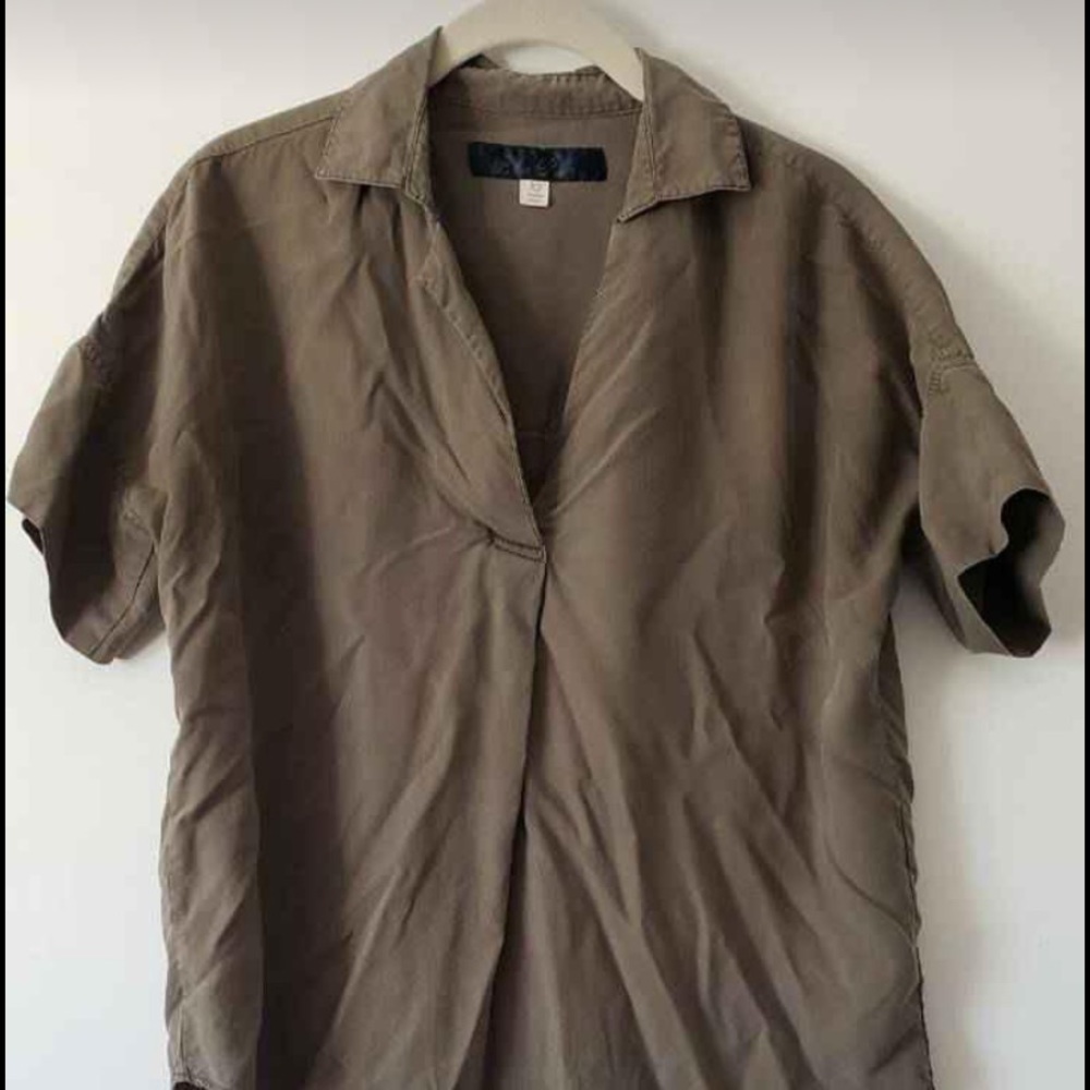 short sleeve blouse
